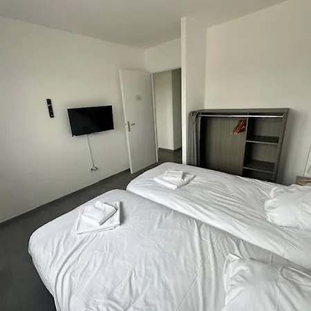 House 60 With 3 Bedrooms Lechaffardcom Lejlighed *