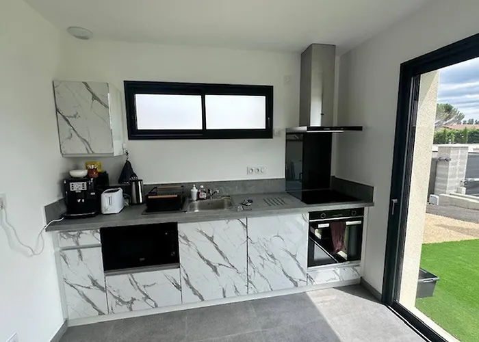 House 60 With 3 Bedrooms Lechaffardcom Διαμέρισμα